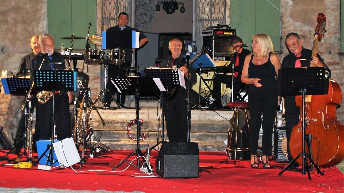 Concerto San Bonico Band nel giardino del complesso monumentale San Benedetto in Priorato