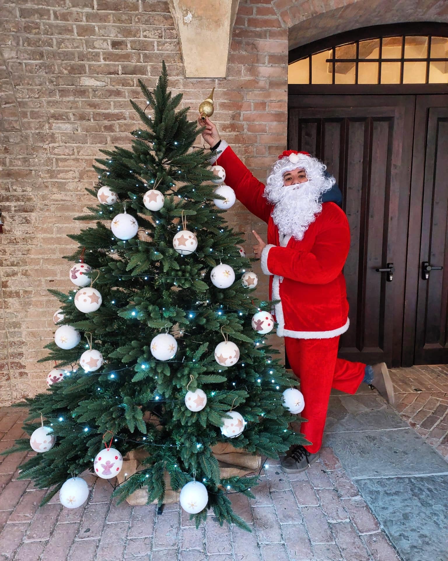 Babbo Natale e l’amico Elfo alla Rocca di Fontanellato: visite animate!